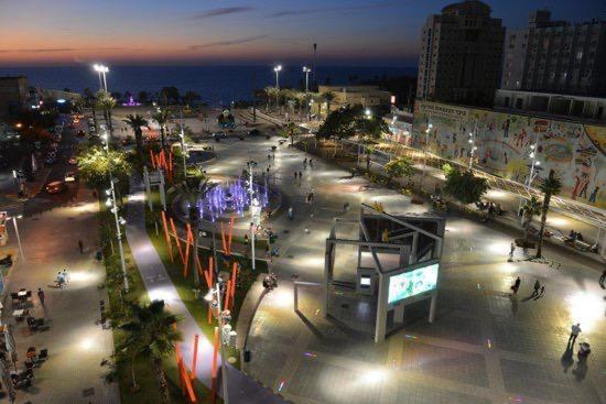 Romy Suites Deluxe Netanya Exteriör bild